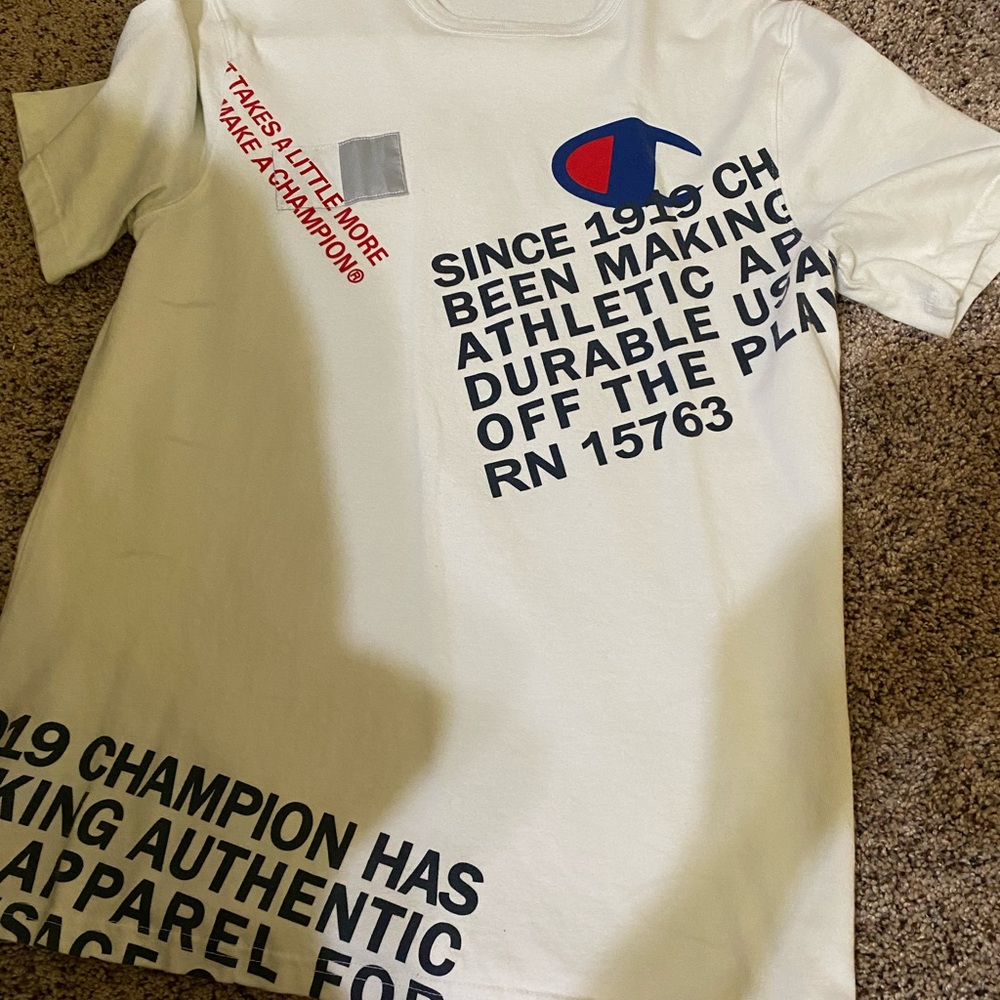 Champion T shirt